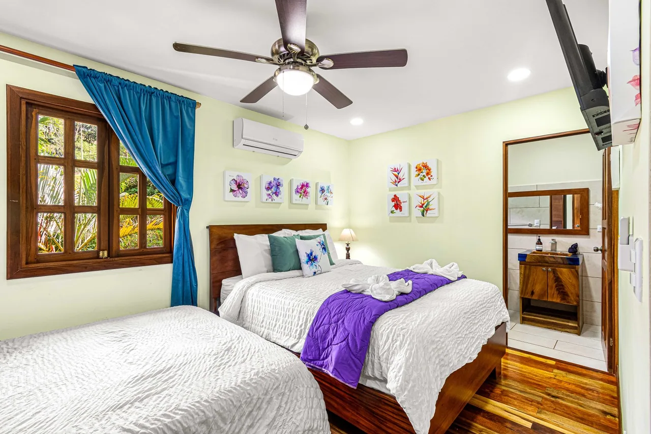 4th level flower bedroom (6)