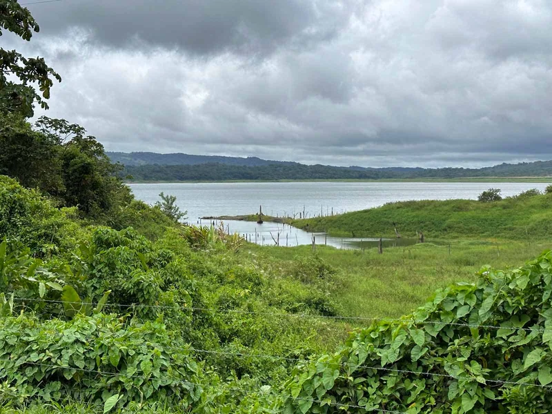 The lake from the El Castillo side, looking west.